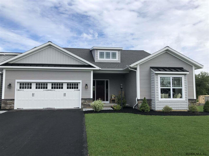 Property Photo:  17 Wyatt'S Way  NY 12065 