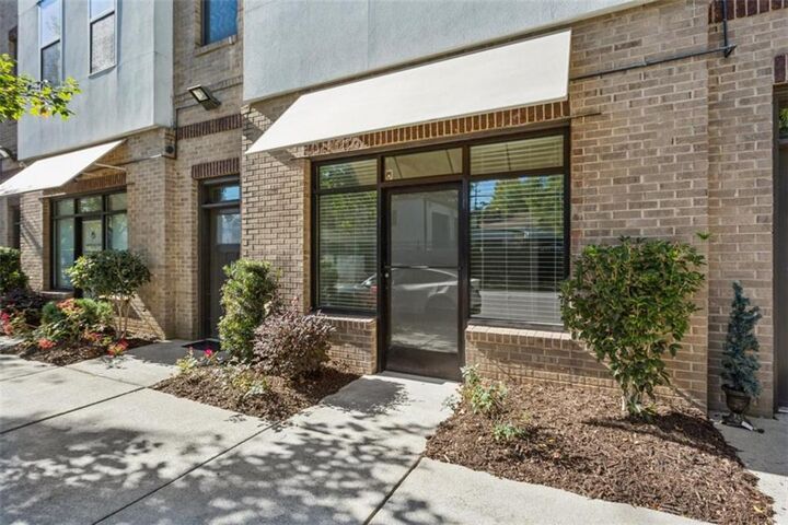 Property Photo:  2030 Main Street 305  GA 30318 