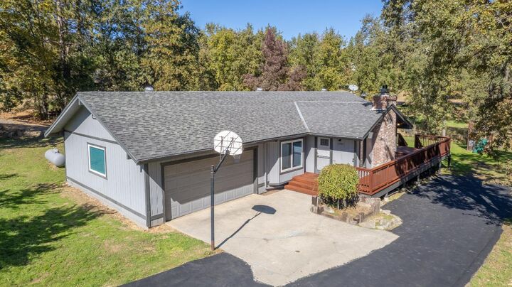 Property Photo: 33988 Shaver Springs Road CA 93602