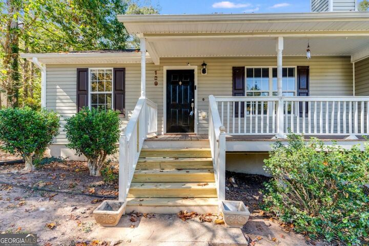 Property Photo:  139 Clover Court  GA 30179 