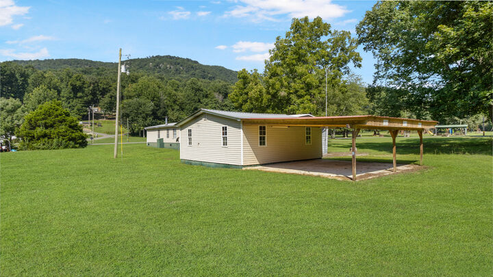 Property Photo:  844 Cartwright Loop  TN 37397 