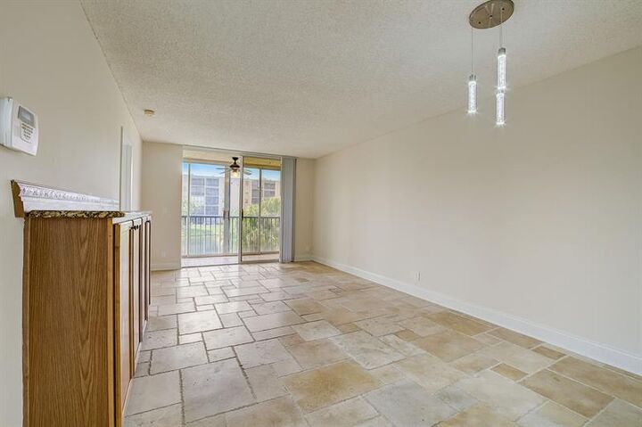Property Photo: 7940 NW 50th St 203 FL 33351