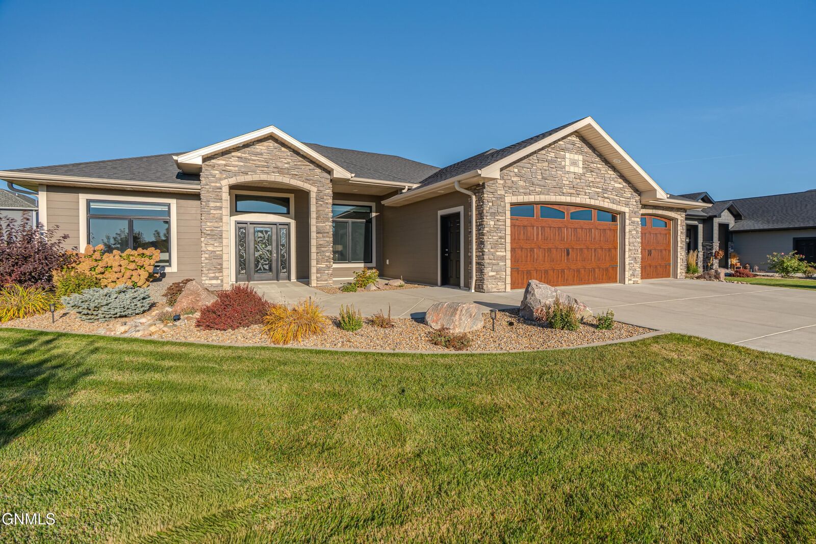 Property Photo:  1221 Community Loop  ND 58503 