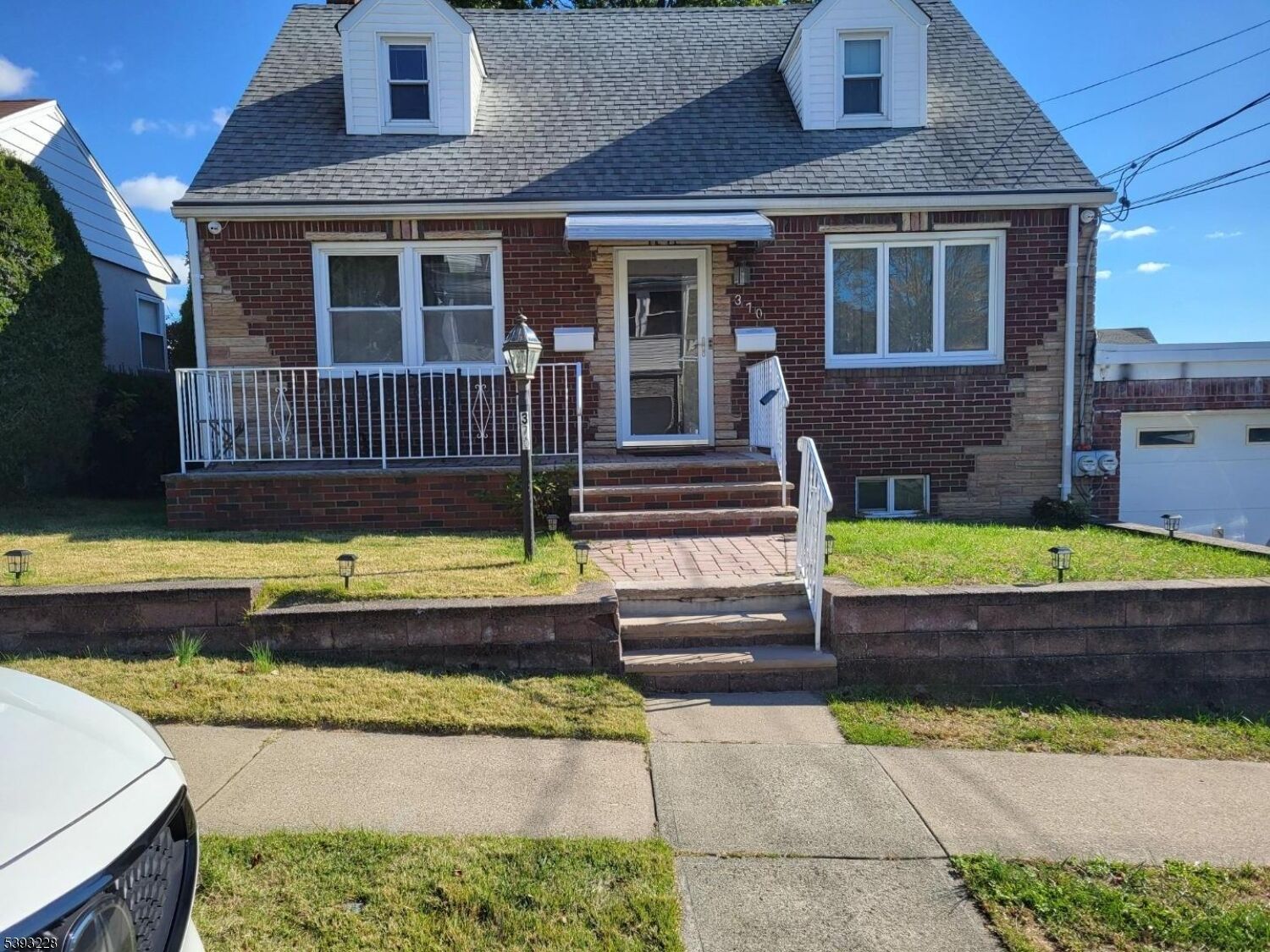 Property Photo:  370 Mason Ave 2  NJ 07508