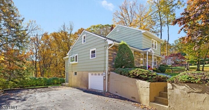 Property Photo:  13 Paderewski Rd  NJ 07438
