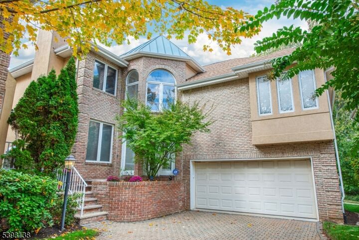 237 Grand Cypress Ct  Holmdel Twp. NJ 07733 photo