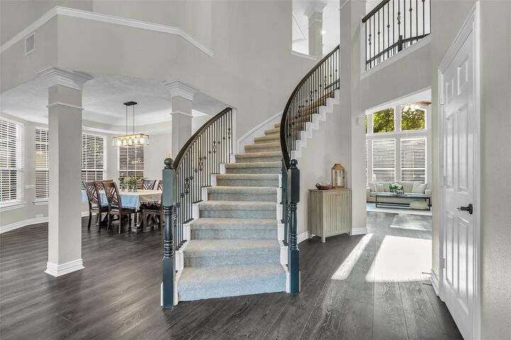 Property Photo: 19 Wildever Place TX 77382