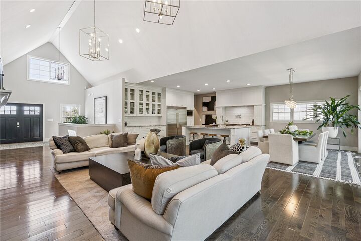 Property Photo:  1105 Tradition Drive  IA 50226