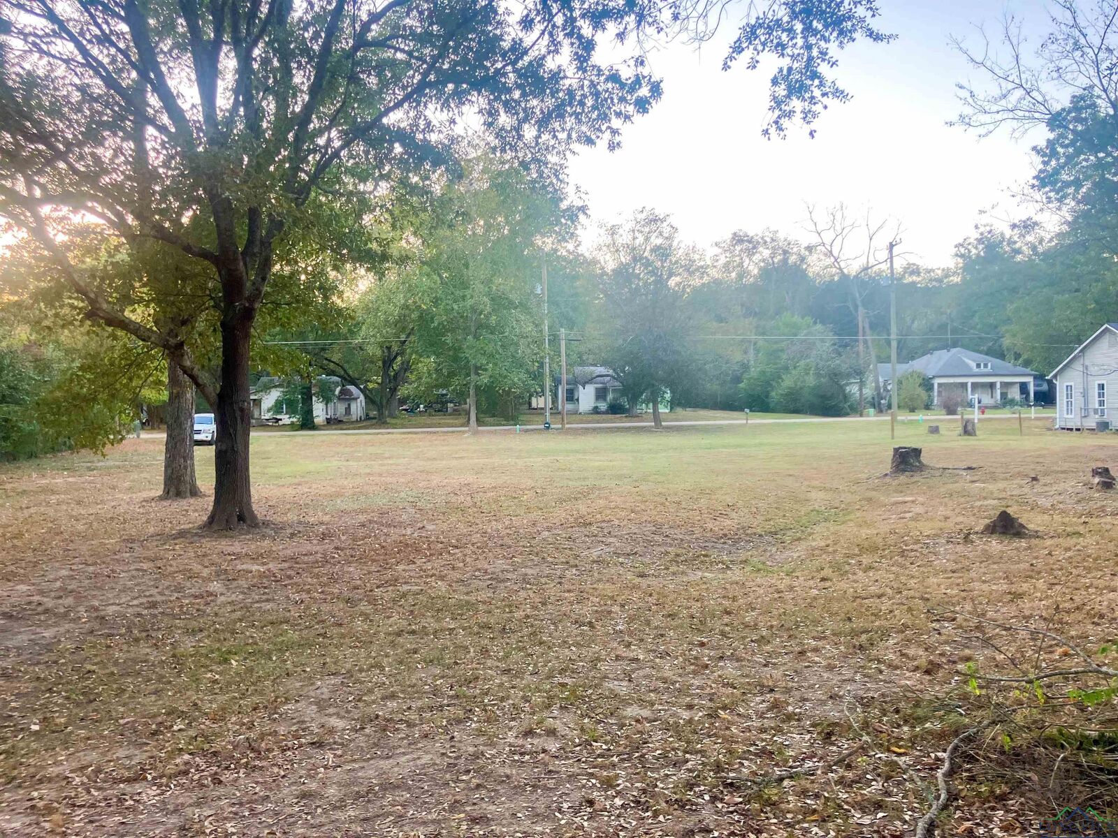 Property Photo:  638 N Pearl St  TX 75755