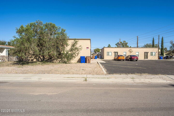 Property Photo:  1201 E Griggs Avenue  NM 88001 