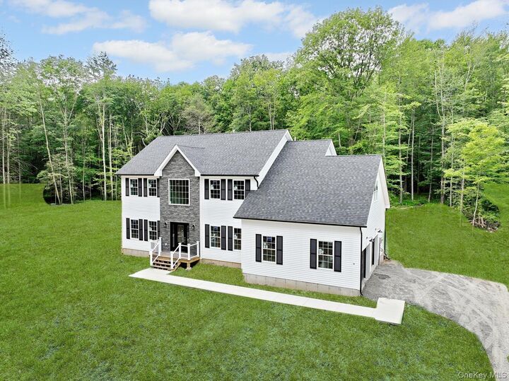 Property Photo:  24 Forest Hills Lane  NY 10963