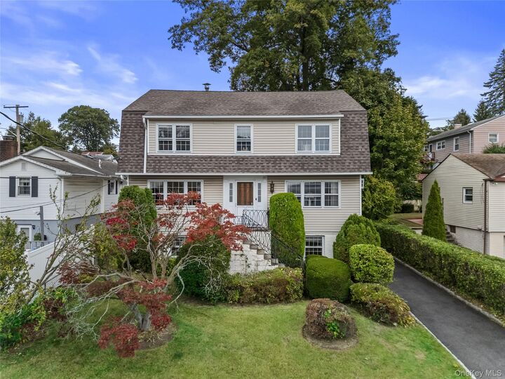 25 Meadowbrook Place  Yonkers NY 10703 photo