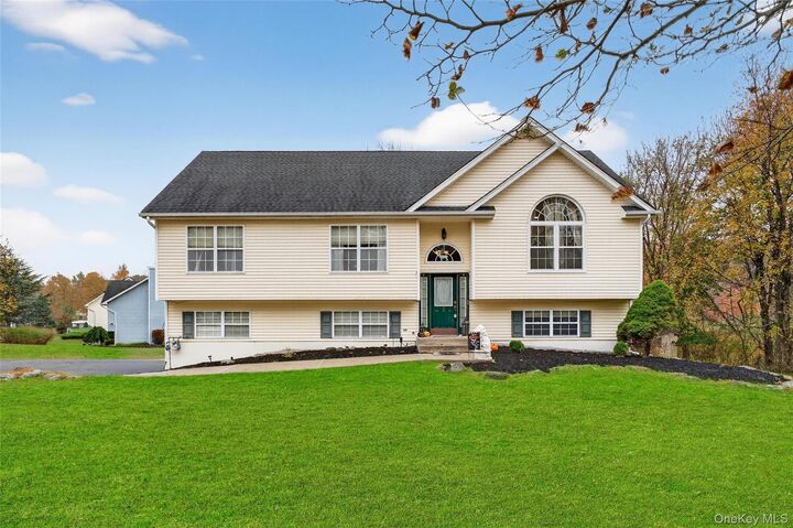 Property Photo: 2 Berkeley Court NY 10930