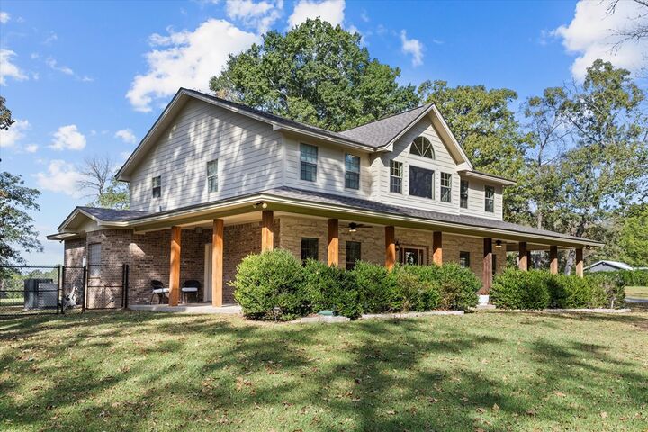 Property Photo: 176 Lancewood Circle TX 75904