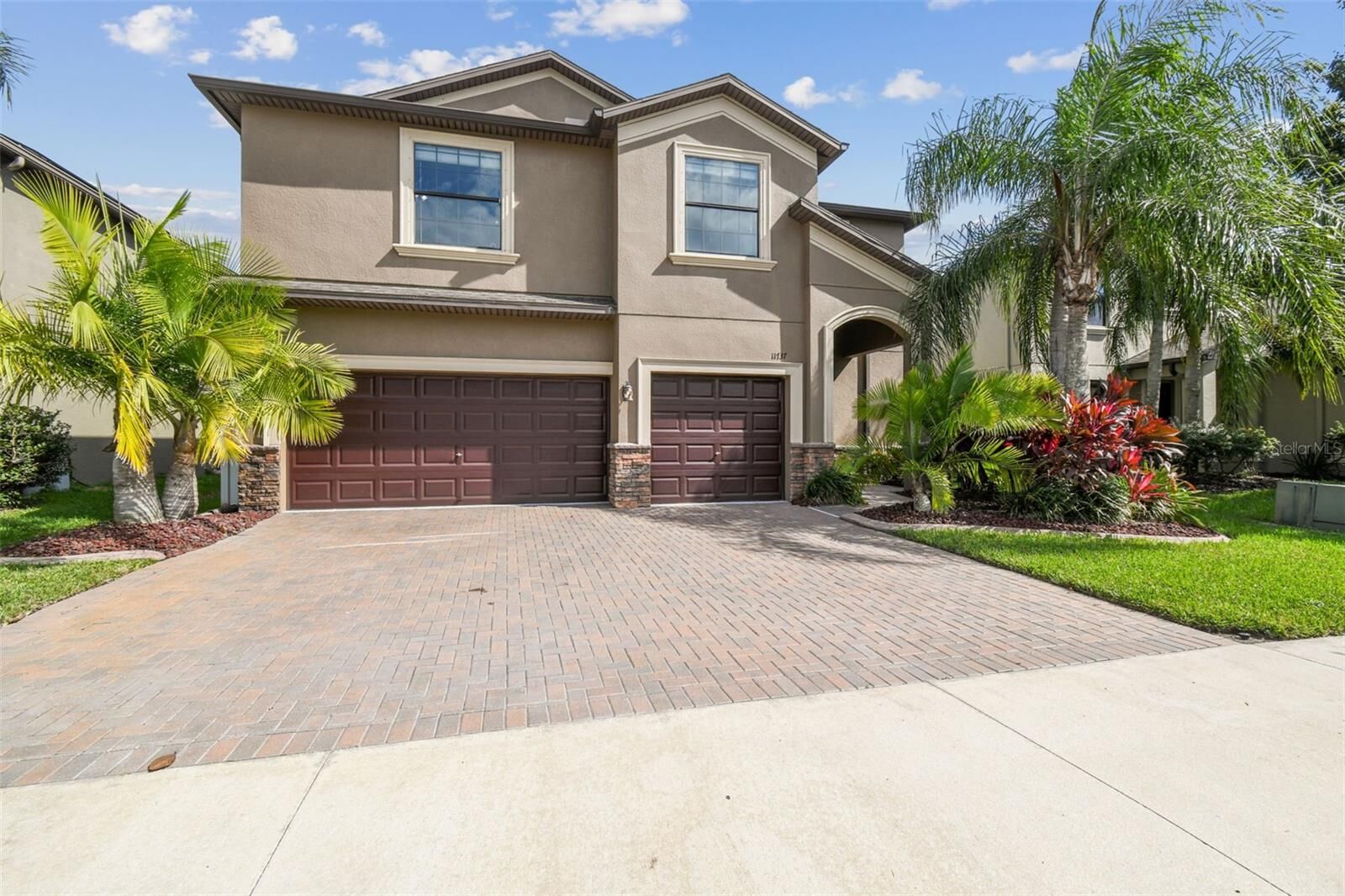Property Photo:  11737 Crestridge Loop  FL 34655