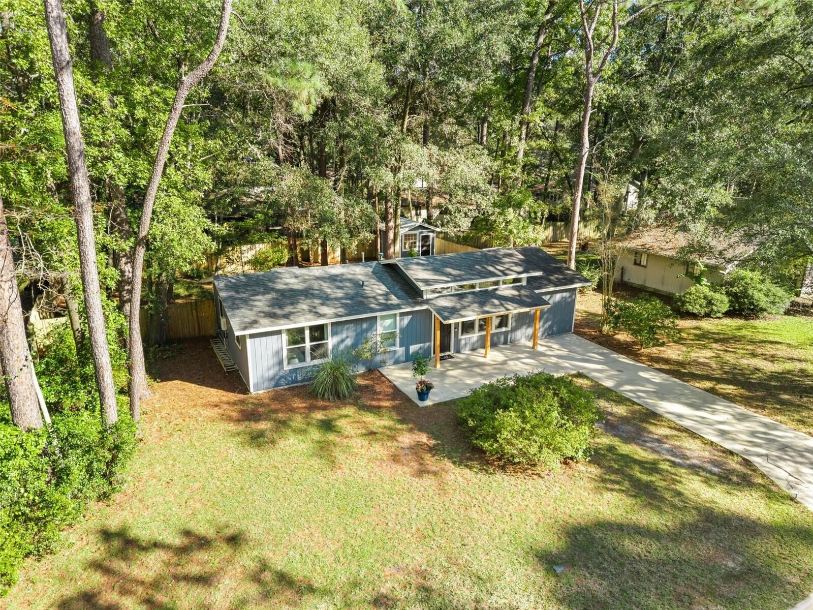 Property Photo:  4347 NW 30th Terrace  FL 32605