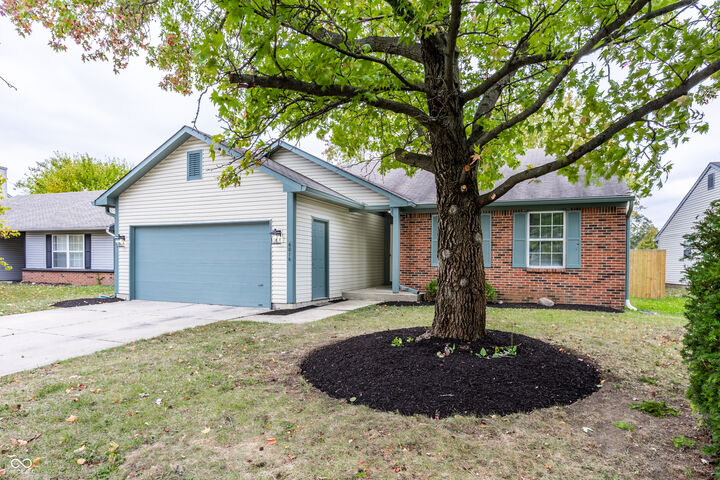 Property Photo: 6016 Sycamore Forge Drive IN 46254