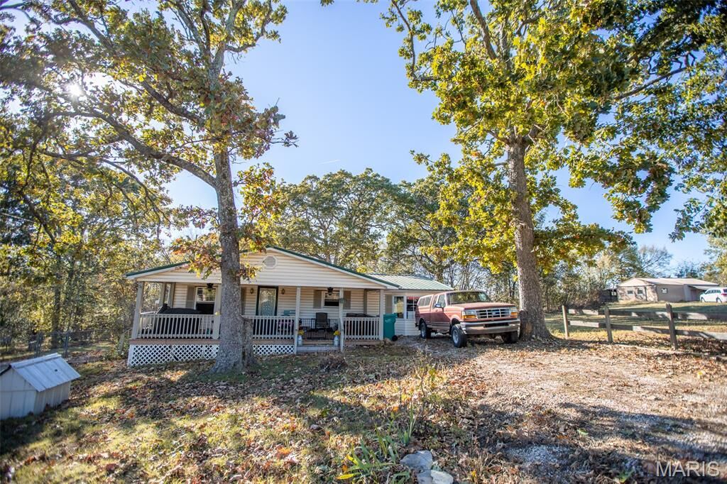 Property Photo: 5271 Highway H MO 63080