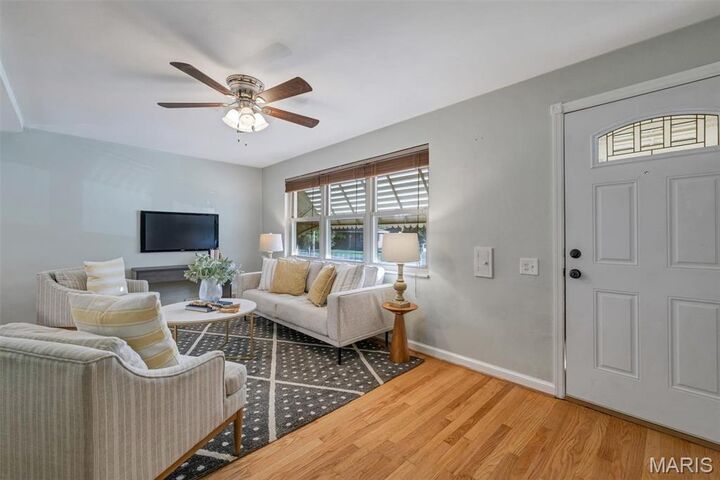 Property Photo:  7729 Kenridge Lane  MO 63119