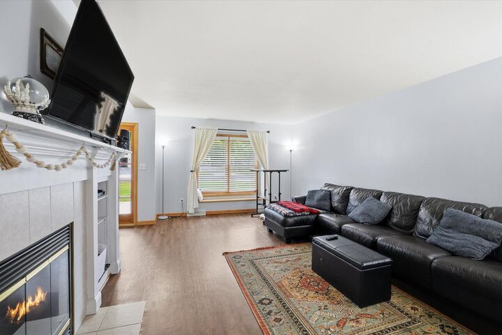 Property Photo:  1101 Ellys Way  WI 53086