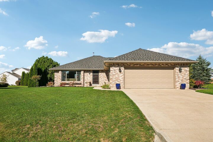 Property Photo:  3910 E Greenway Dr  WI 53154