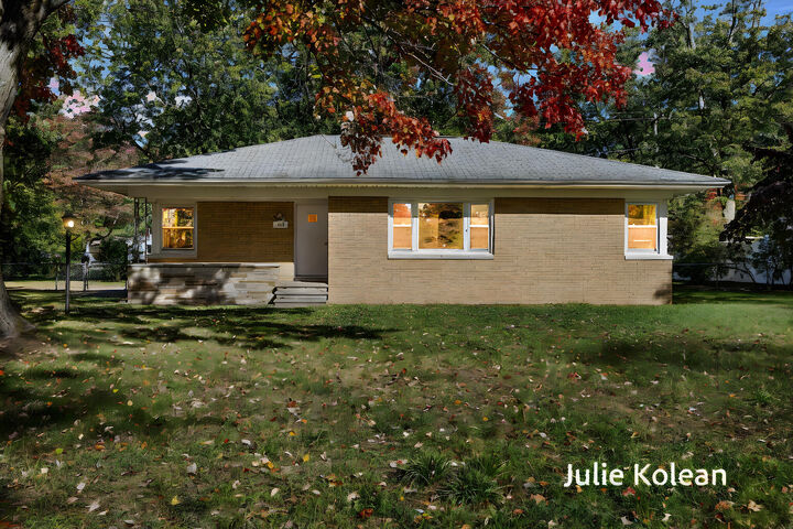 Property Photo:  753 Summer Street  MI 49456