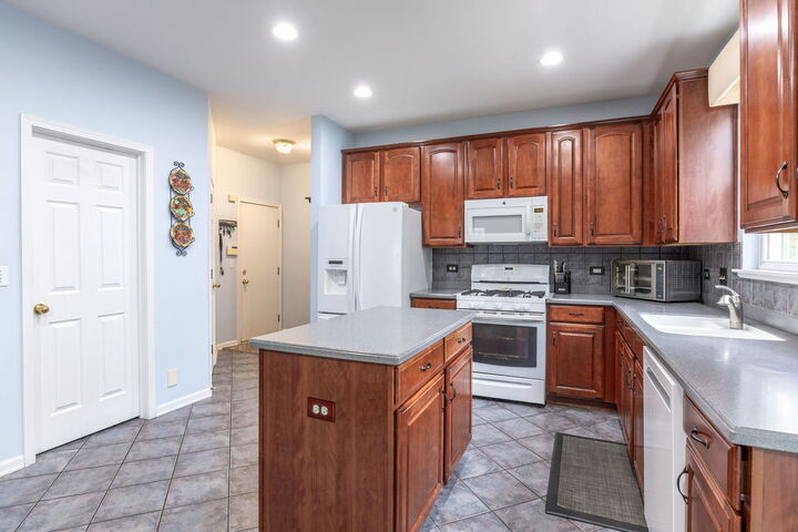 Property Photo:  2566 Rourke Drive  IL 60503