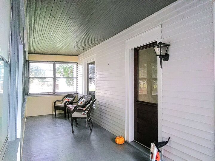 Property Photo: 108 N Wesley Avenue IL 61054