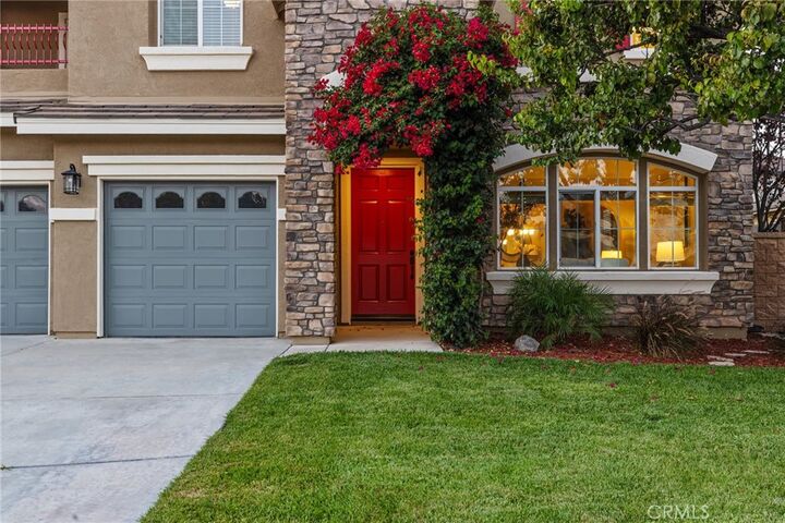 Property Photo:  33506 Blue Water  CA 92592