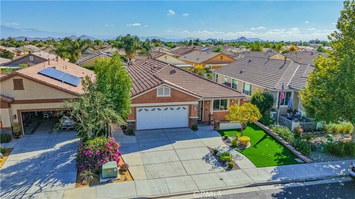 Property Photo:  30282 Silicate  CA 92584