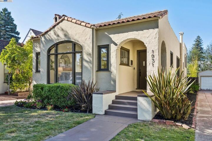 1831 Harvard Dr  Alameda CA 94501 photo