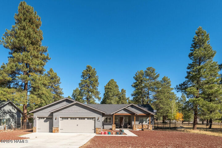 Property Photo:  2868 W Highland Meadows Drive  AZ 86046 