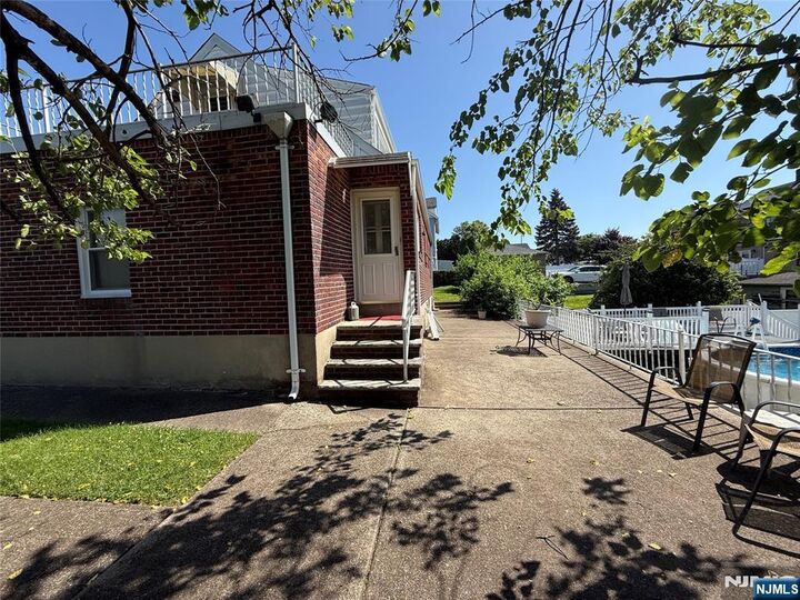 Property Photo:  206 Columbia Street  NJ 07075