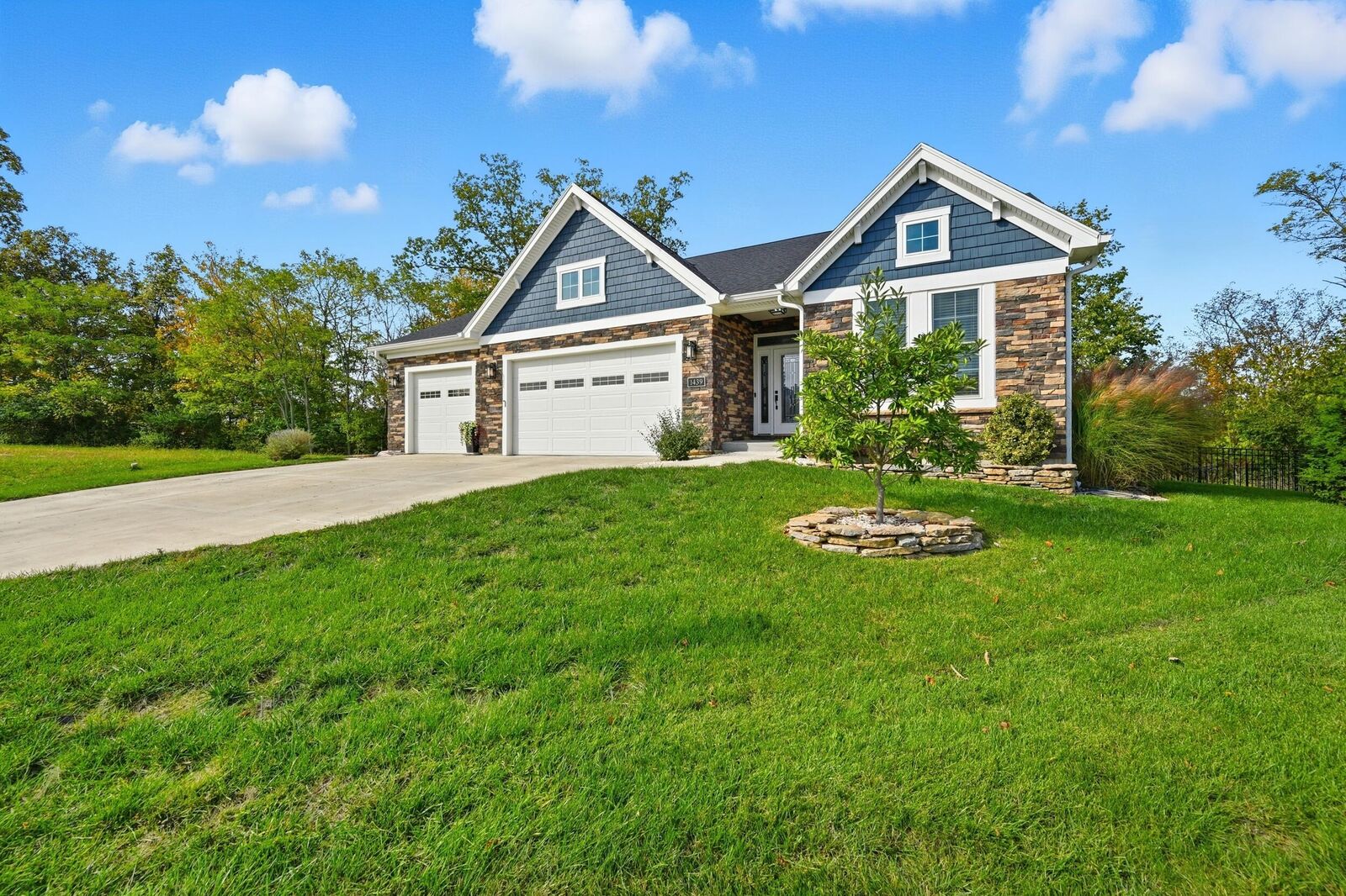 Property Photo:  1439 Shirepeak Way  KY 41051 