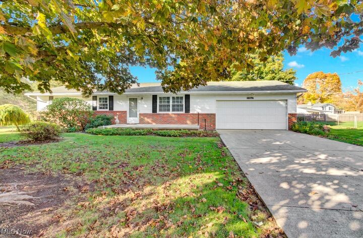 22862 Virginia Avenue  Minerva OH 44657 photo