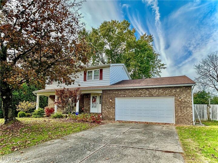 Property Photo:  3348 Darbyshire Drive  OH 44406
