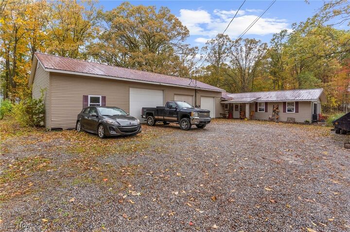 5953 Warren Road  Cortland OH 44410 photo