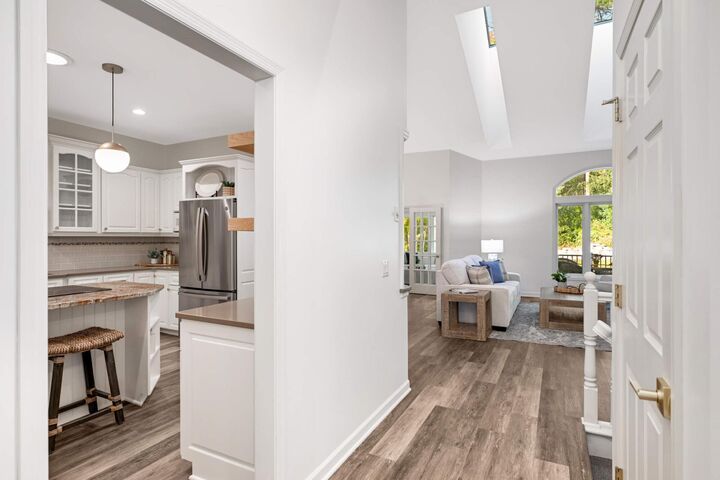 Property Photo:  257 Lake Street W  MN 55391