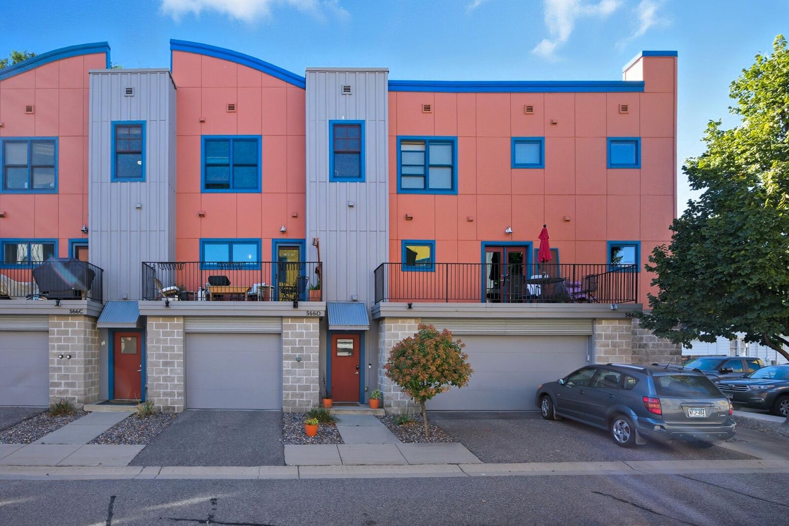 Property Photo:  566 State Street D  MN 55107