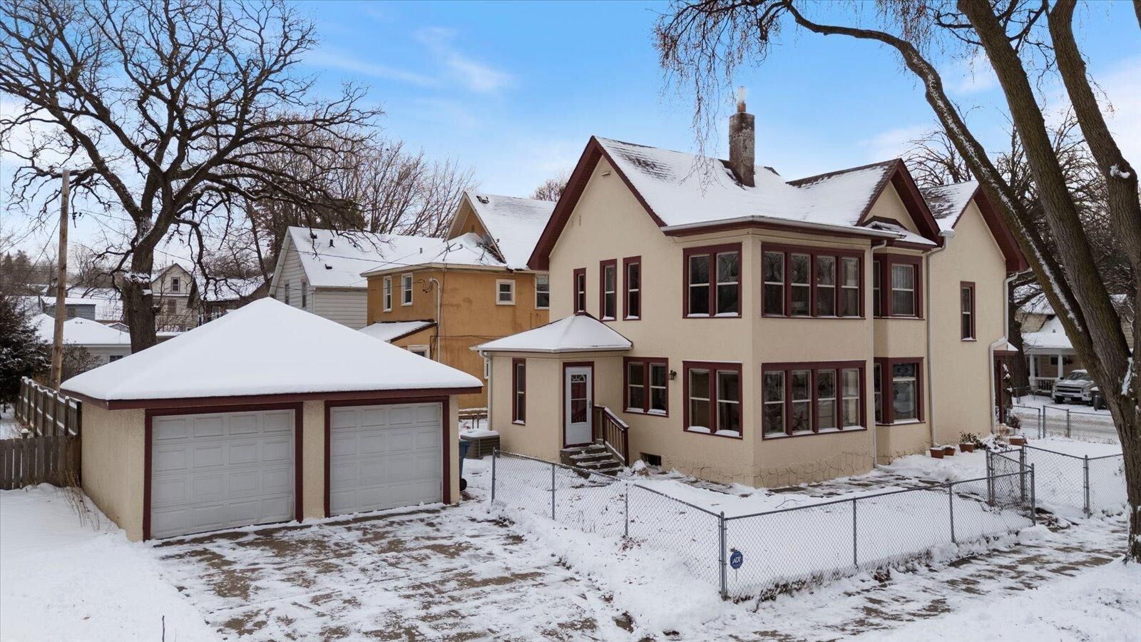 Property Photo: 1001 26th Avenue NE MN 55418