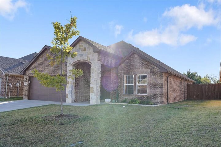 Property Photo: 7602 Grant Lane TX 75402