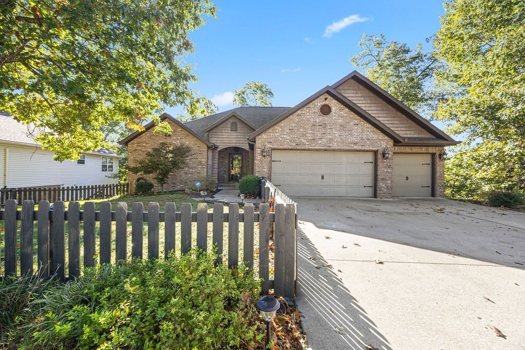 Property Photo: 63 Merritt Drive AR 72714
