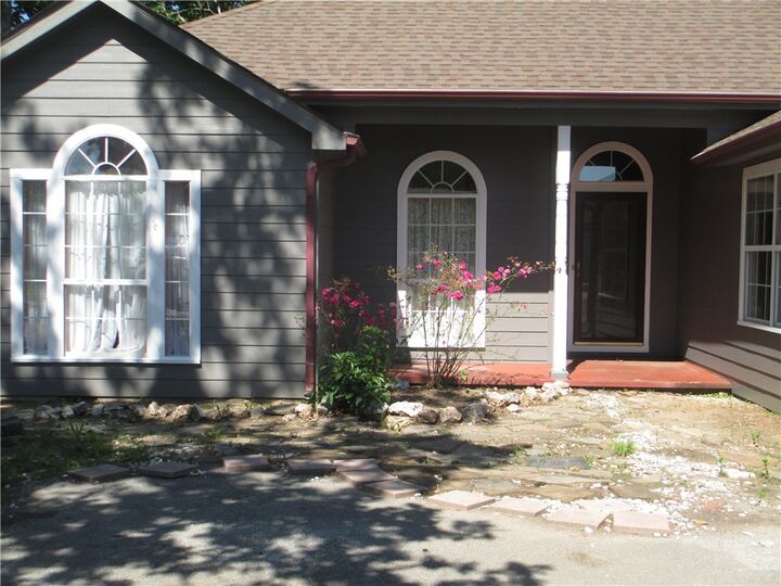 Property Photo: 166 Holiday Island Drive AR 72631