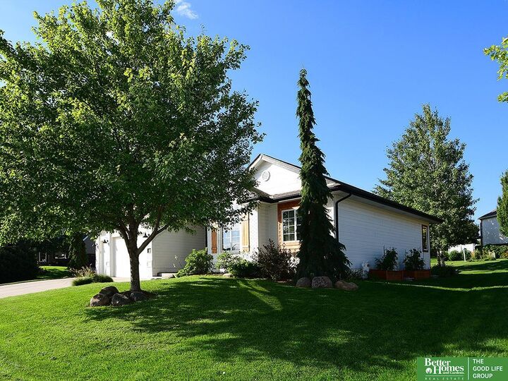 Property Photo:  10418 Spyglass Drive  NE 68136