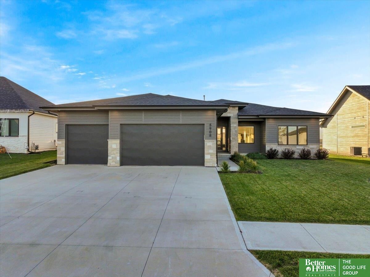 Property Photo:  5908 N 209th Street  NE 68022