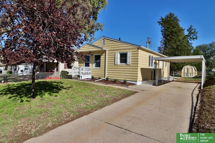 Property Photo: 4173 S 61st Street NE 68117
