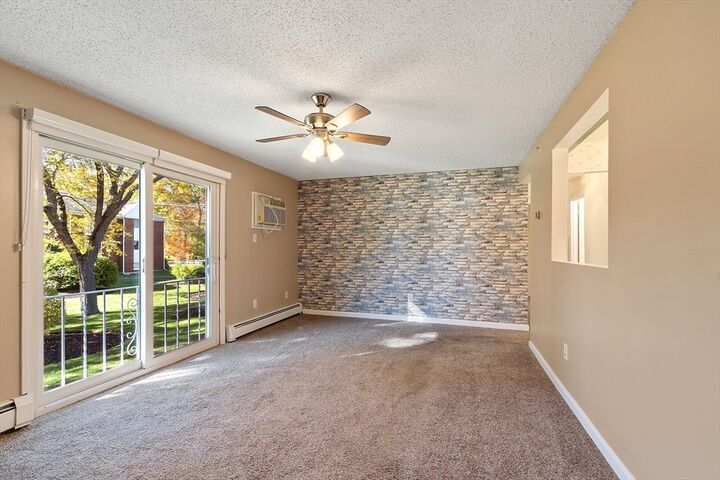 Property Photo:  21 Clarks Rd 203  MA 01913