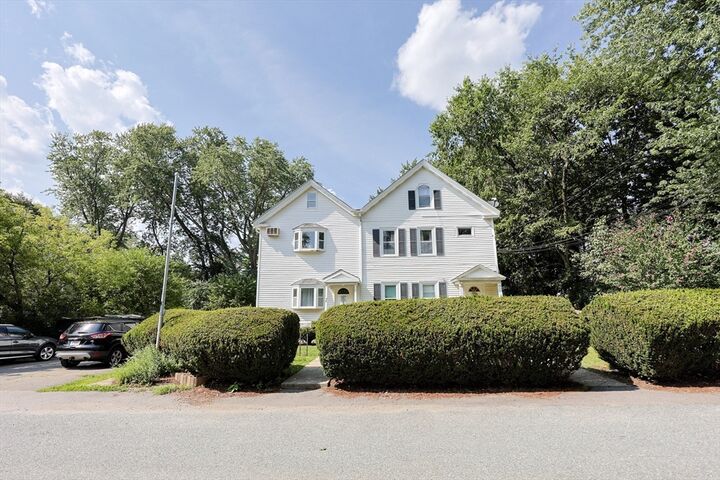 7 Jackson Ct B  Natick MA 01760 photo