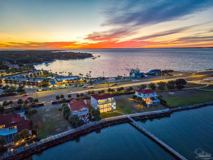 Property Photo:  28 Baybridge Dr  FL 32561