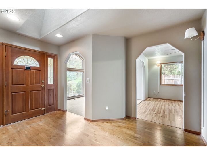 Property Photo:  3117 NE 106th St  WA 98686